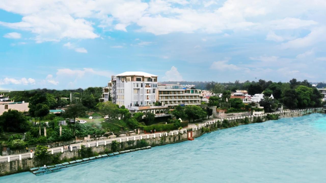 Ganga Kinare- A Riverside Boutique Resort, Rishīkesh Exterior foto